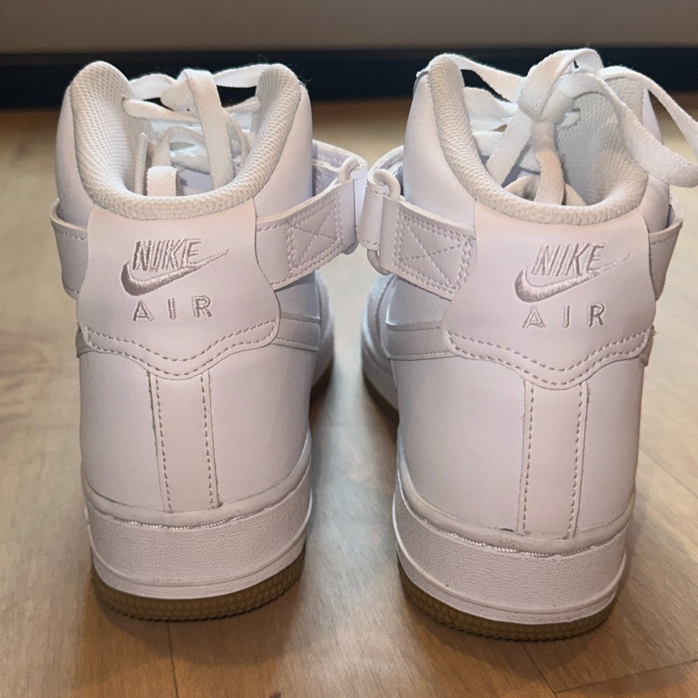Nike Air Force 1 High Top Sneakers - Picture 12 of 12